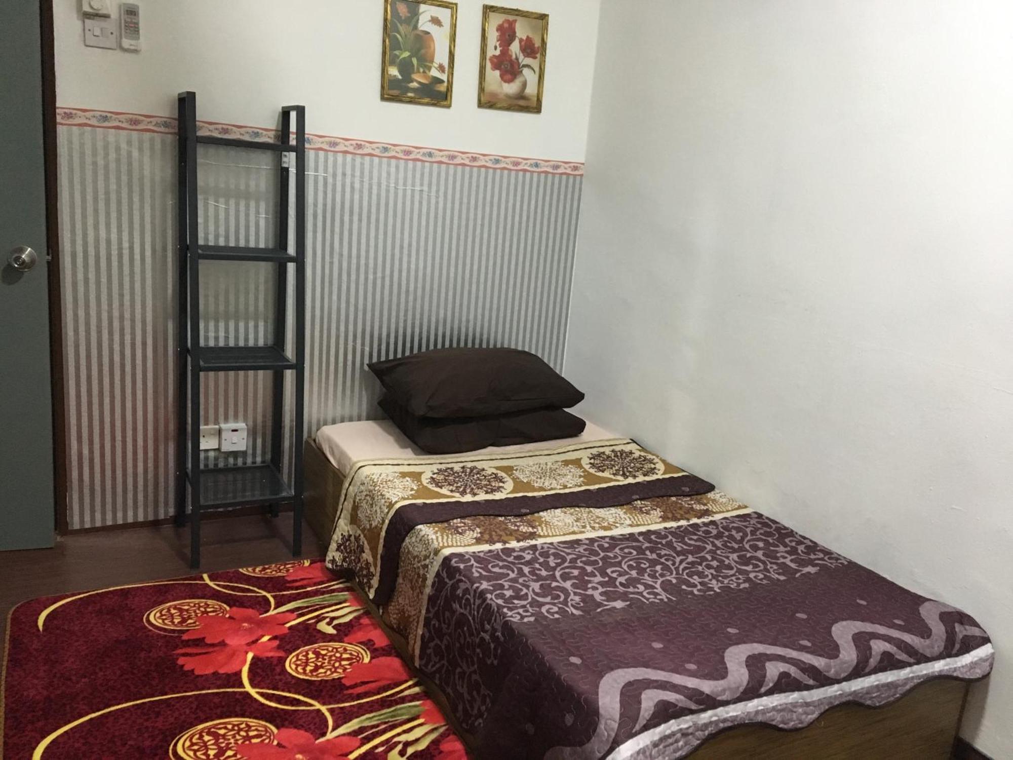 Rb Double Storey Bandar Tasik Selatan Homestay Kuala Lumpur Exterior photo