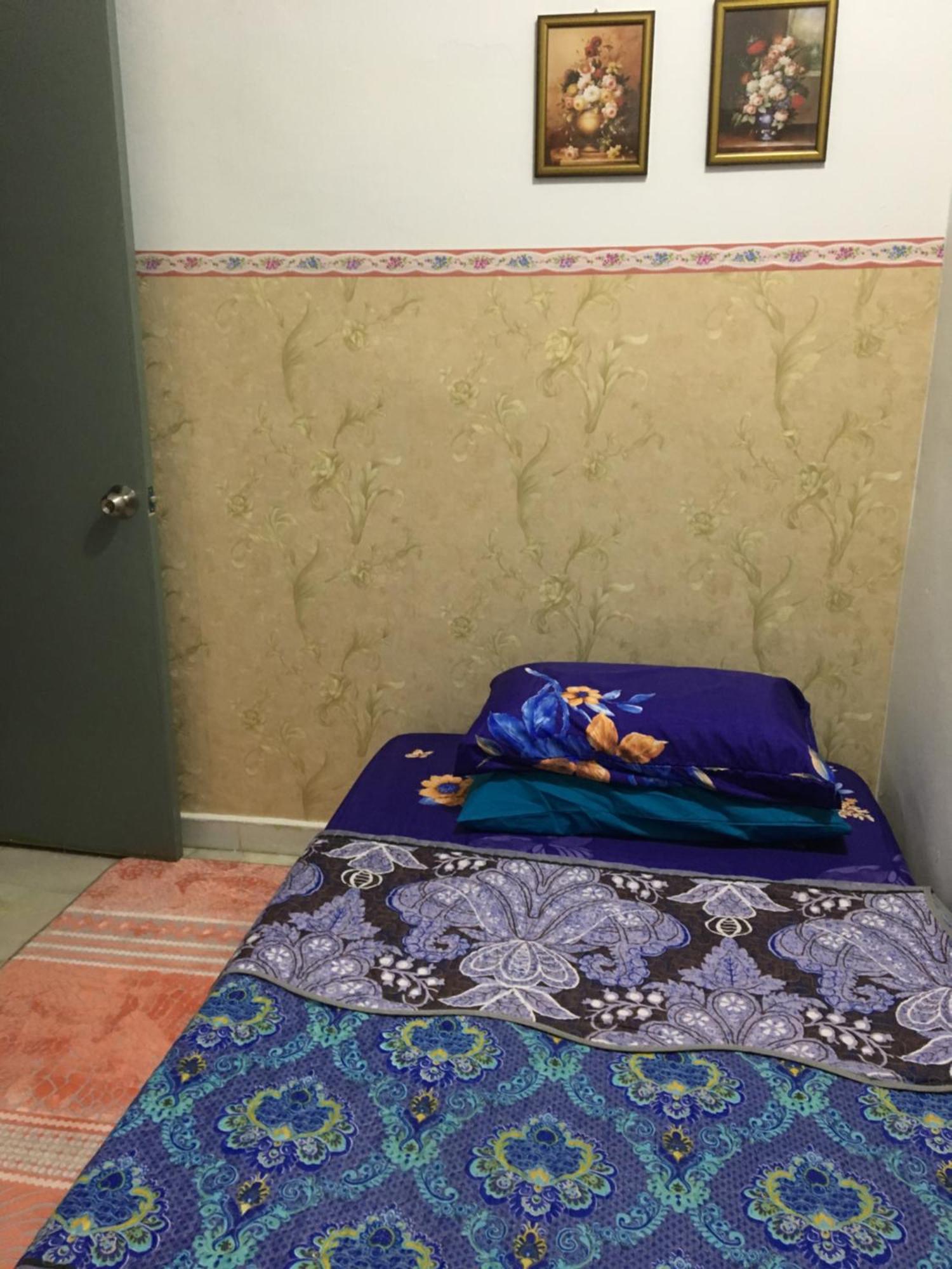 Rb Double Storey Bandar Tasik Selatan Homestay Kuala Lumpur Exterior photo
